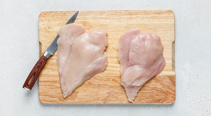 Мясо по-французски из курицы на сковороде