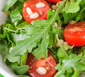 Салат из рукколы с помидорами черри и пармезаном - пошаговый рецепт с фото на пластиковыеокнавтольятти.рф