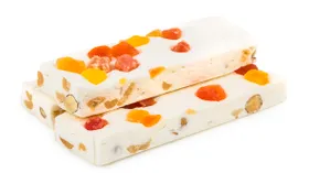 Нуга с орехами и цукатами