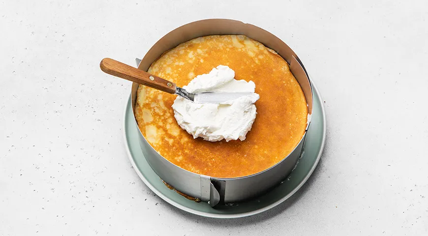 Блинный торт с кремчизом