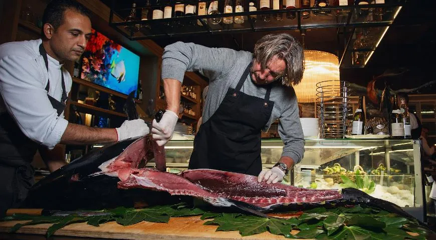 Гала-ужин  с тунцом в  Pescatore 