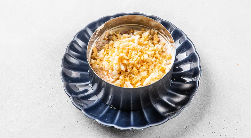 Селедка под шубой с орехами