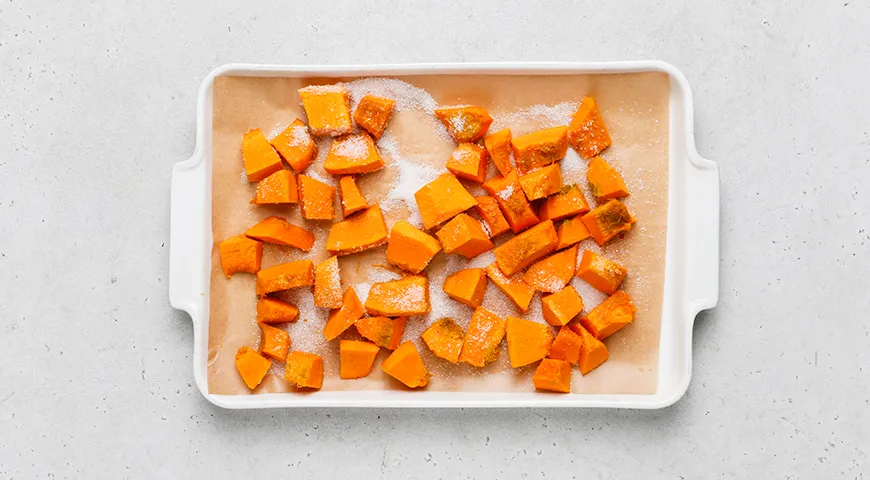 Шарлотка с тыквой и корицей