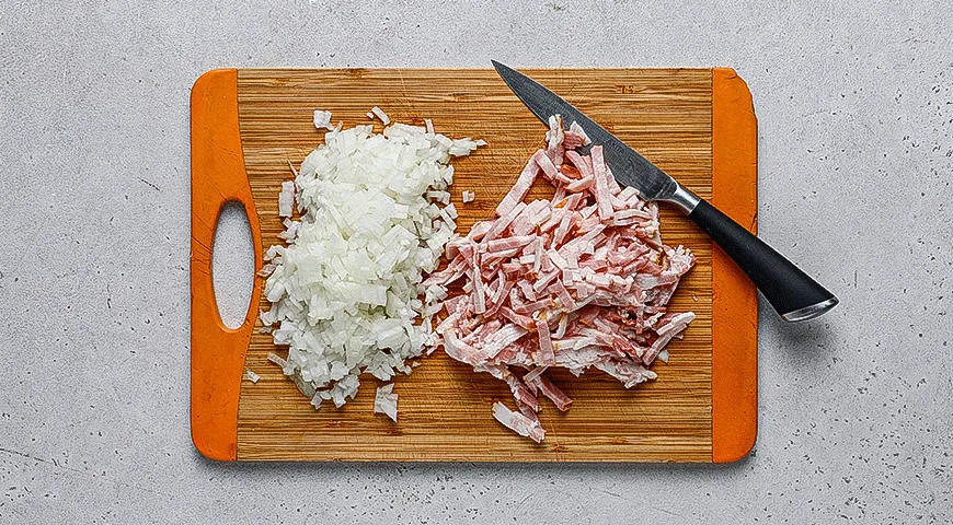 Штрудель с квашеной капустой