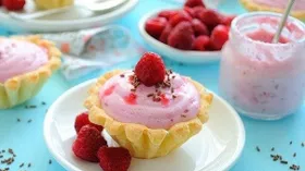 Корзиночки с малиновым суфле