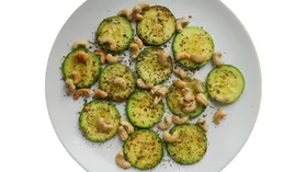 Простые рецепты с орехами и кабачком