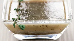 Рецепты с алкоголем, тимьяном и соусами