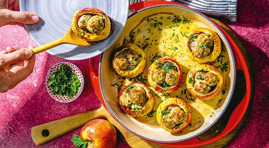 Рецепт запеченных яблок с фрикадельками