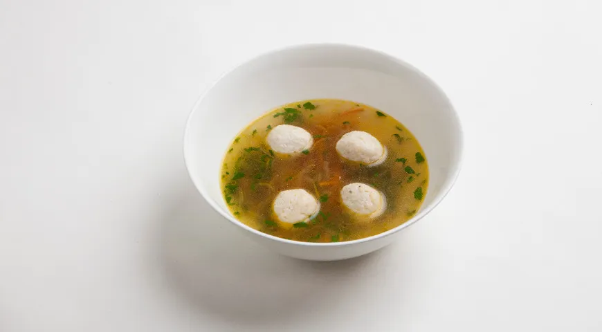 Диетический суп с фрикадельками