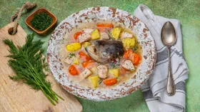 Как приготовить уху из головы форели: секреты прозрачного и ароматного бульона