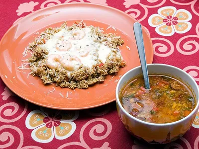 Крупа киноа: мясной суп с киноа, киноа с креветками