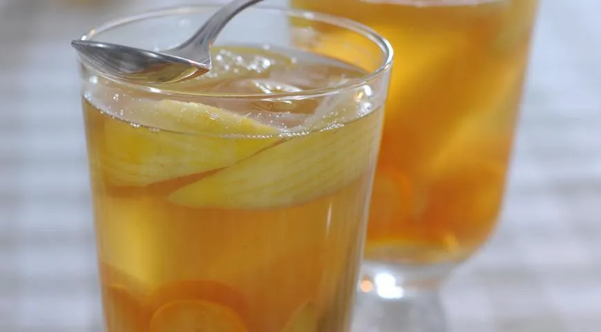 Крепкий белый глинтвейн