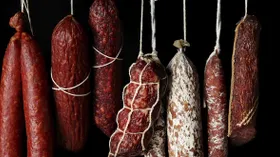 День салями: рецепты на любой случай и стол