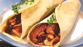 Рецепты с сырами, бобами и мясной гастрономией