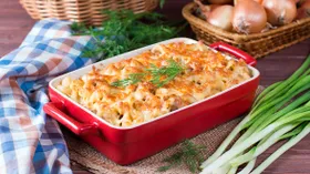 Запеканка из макарон с курицей и сыром в духовке