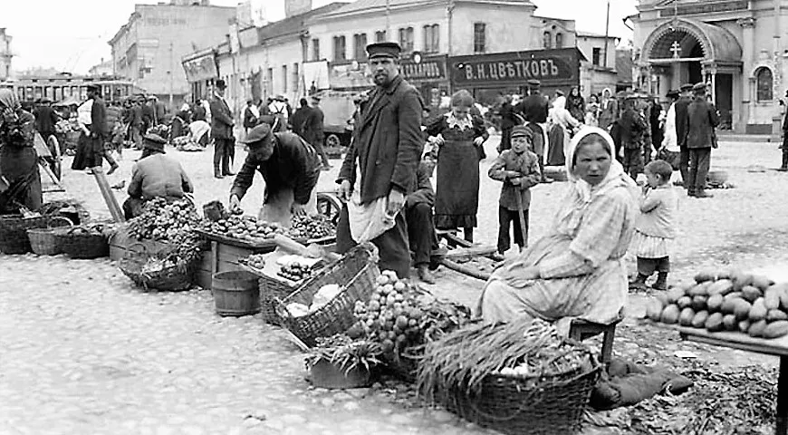 Придорожный овощной и грибной рынок, Москва, 1909 г.