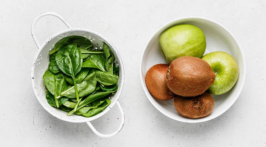 Смузи из киви и яблока с молоком