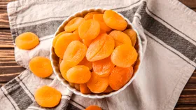 Как сделать курагу дома? Кулинары раскрыли секреты по выбору и подготовке абрикосов