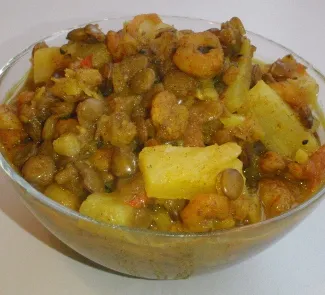 Индийское блюдо Дхансак с креветками