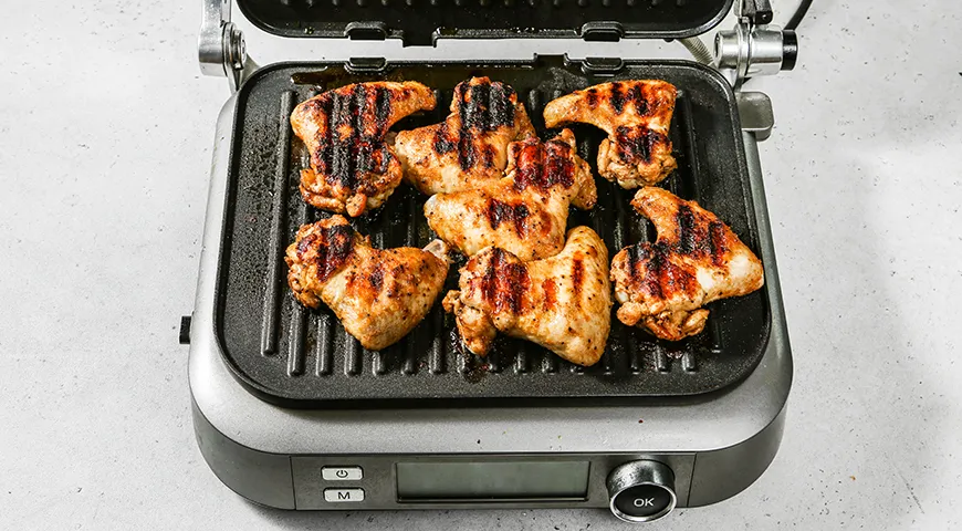 Куриные крылышки в электрогриле