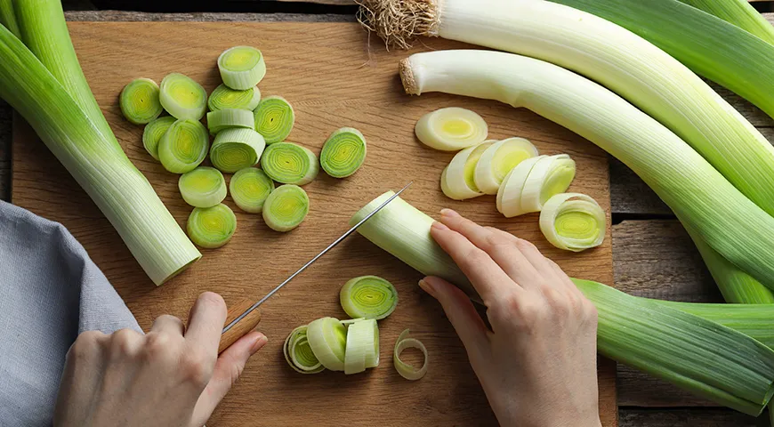 Лук-порей улучшает пищеварение, укрепляет сердце, иммунитет и зрение