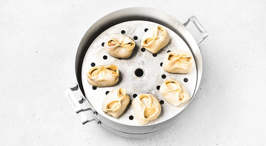 Манты с курицей