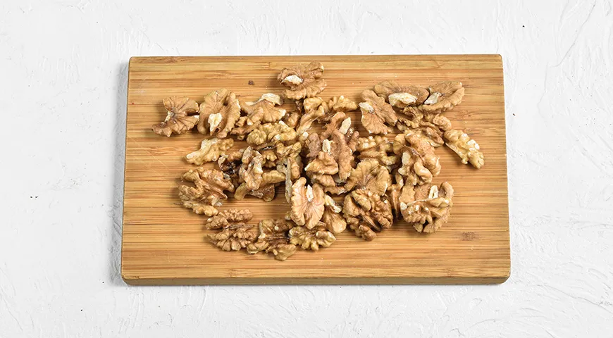 Паста из грецких орехов с медом