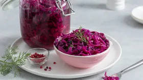Квашеная краснокочанная капуста