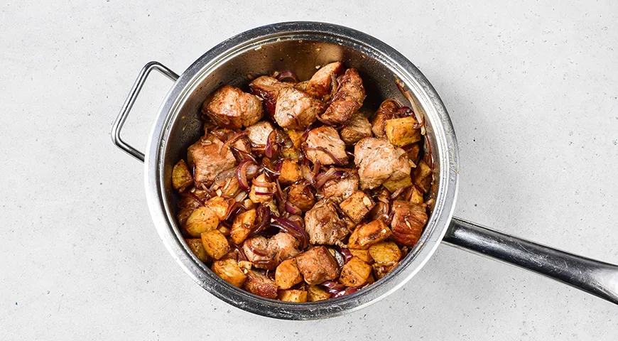 Жареное мясо с картофелем по-грузински