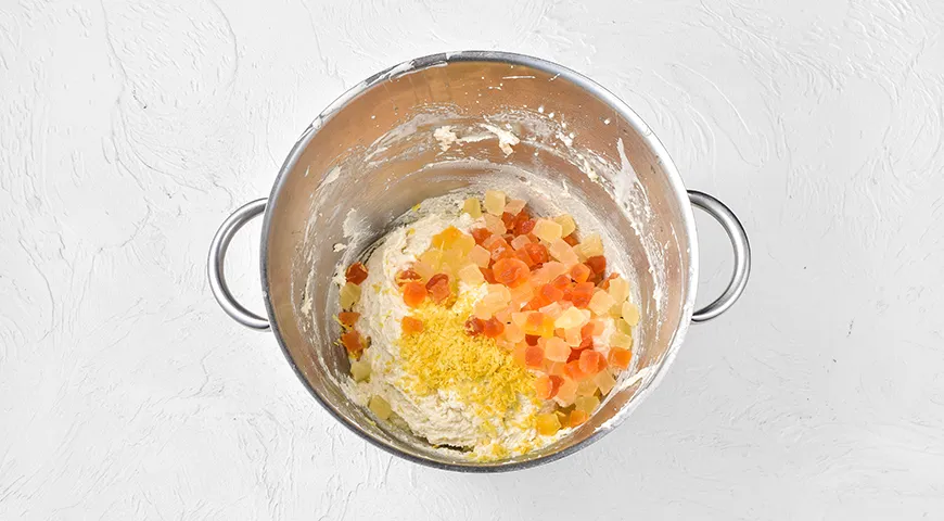 Кексы с цукатами