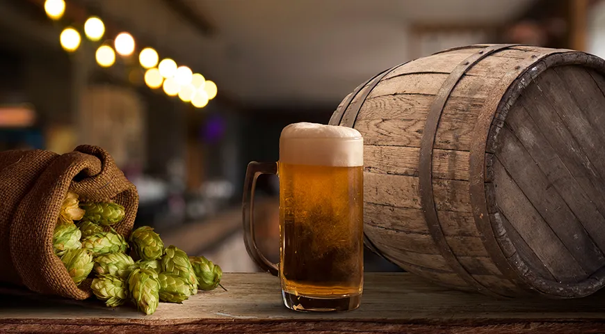 В Европе веками пиво варили в основном осенью и зимой. Летом из-за жары сусло быстро скисало, поэтому варки прекращали до холодов