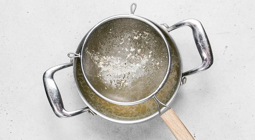 Токмач (татарский суп с лапшой)