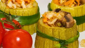 Фаршированные кабачки в духовке без мяса