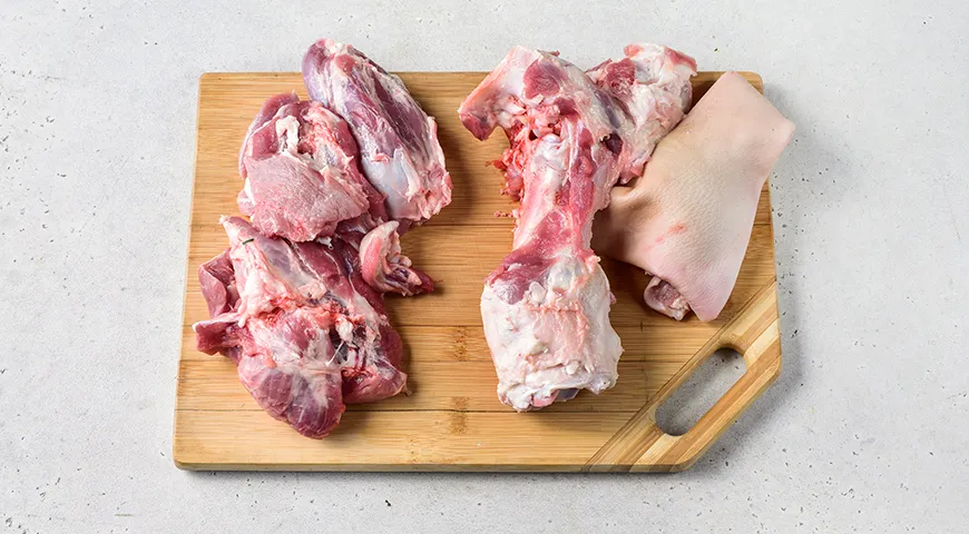 Колбаса из свиной рульки в домашних условиях