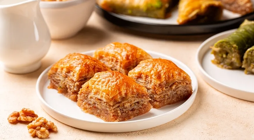 Пахлава классическая из теста фило 