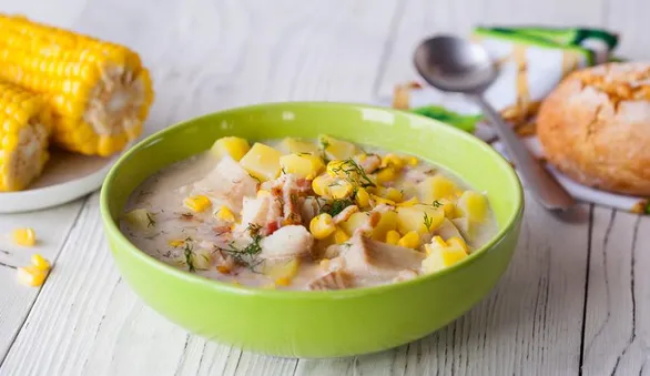 Рыбный суп с кукурузой