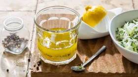 Соус/заправка с лимоном