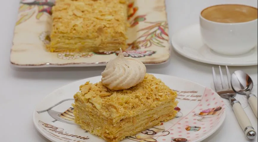 Рецепт сливочного торта "Наполеон" и безешный бонус