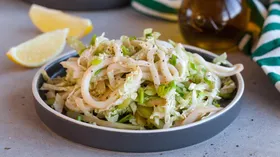 Салаты с кальмарами