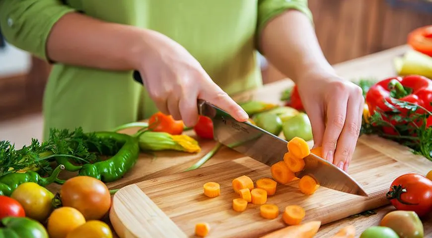 Занимайтесь приготовлением еды максимально осознанно: готовка помогает очистить голову и расслабить тело