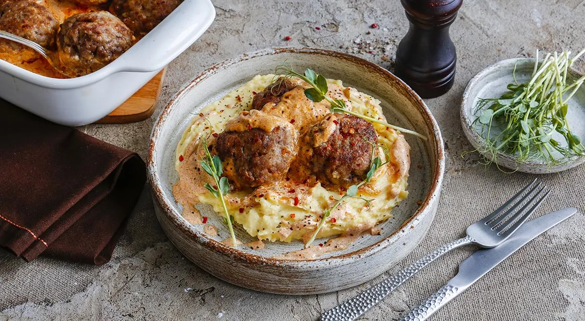 Рецепт котлет из свино-говяжьего фарша с вкусной подливой