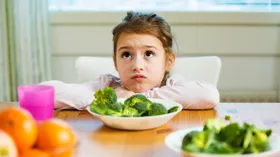Как приучить ребенка есть капусту даже если он ее не любит: 10 хитростей