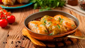 Как приготовить голубцы: секреты идеального вкуса, соуса и красивой подачи