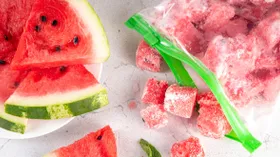 Как заморозить арбуз: 3 лучших способа