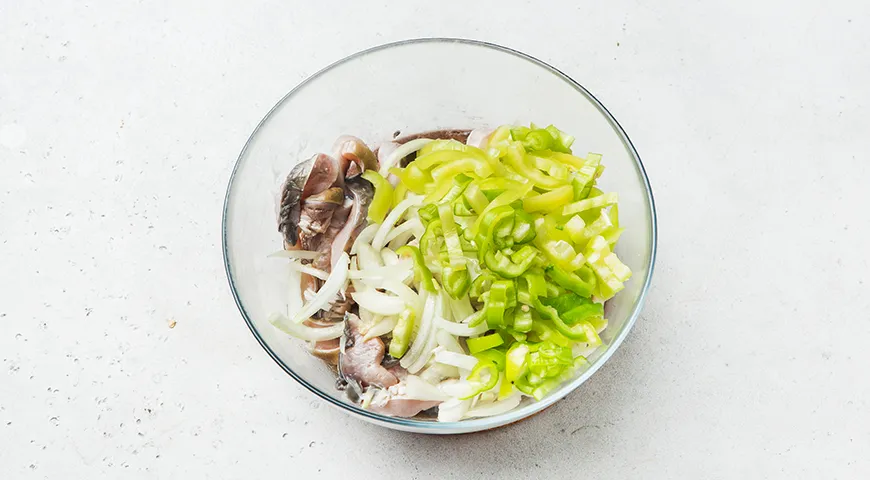 Хе из карпа – корейская острая закуска из рыбы