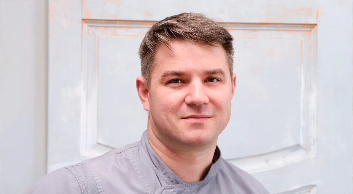 Как пожарить мясные стейки на сковороде