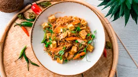 Как приготовить фунчозу: 10 рецептов быстрых и вкусных блюд