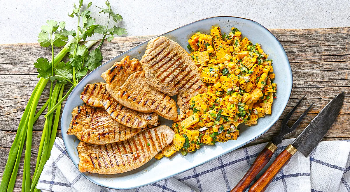 Стейки из индейки с кукурузной сальсой